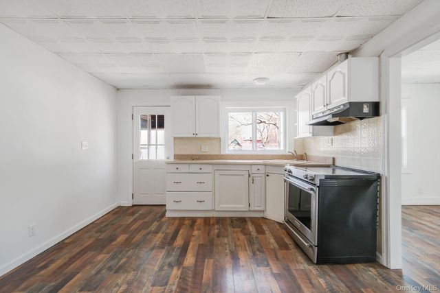 62 Forrest Avenue, Shirley, NY 11967