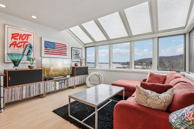 6 Burd Street 2406, Nyack, NY 10960