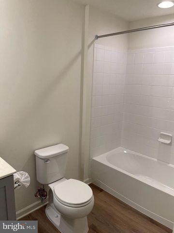 67 TATE MANOR DR, Charles Town, WV 25414