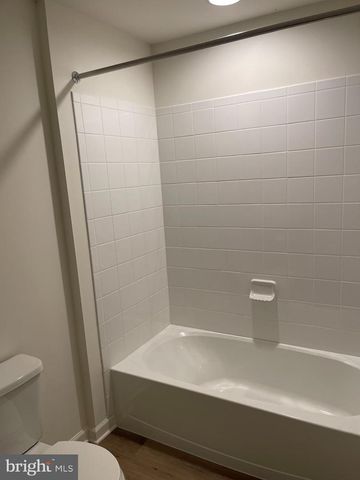 67 TATE MANOR DR, Charles Town, WV 25414