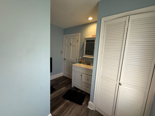 200 WHITE HORSE PIKE, Oaklyn, NJ 08107