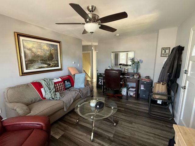 200 WHITE HORSE PIKE, Oaklyn, NJ 08107