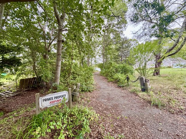 40 Sachem Drive, Centerville, MA 02632