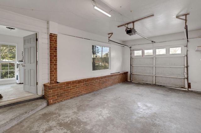 20 Woods Lane, Coldspring, TX 77331