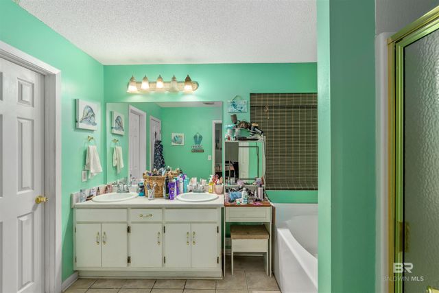 23186 Pecan Street, Robertsdale, AL 36567