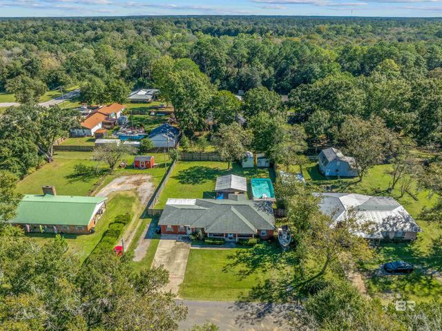 23186 Pecan Street, Robertsdale, AL 36567