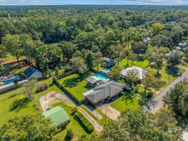 23186 Pecan Street, Robertsdale, AL 36567