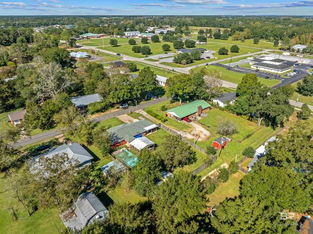 23186 Pecan Street, Robertsdale, AL 36567