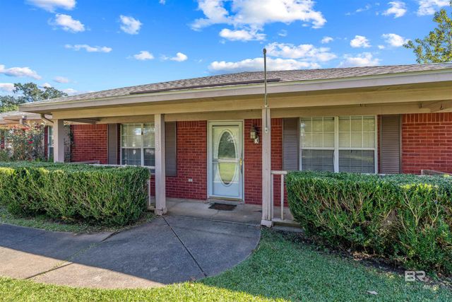 23186 Pecan Street, Robertsdale, AL 36567