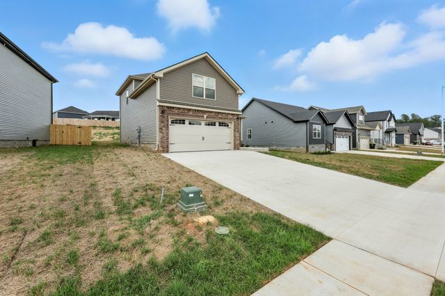 233 Cardinal Creek, Clarksville, TN 37040