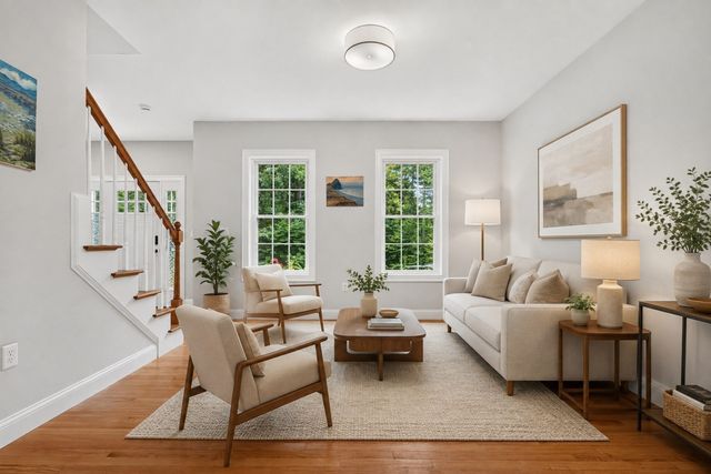 12 Cowdry Hill Rd, Westford, MA 01886
