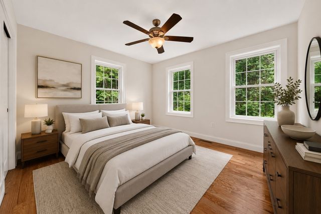 12 Cowdry Hill Rd, Westford, MA 01886