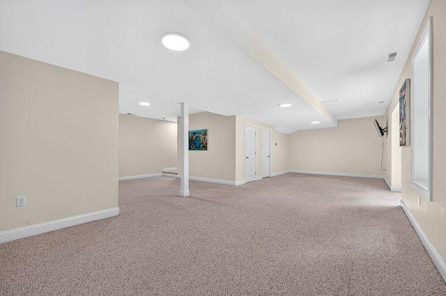 12 Cowdry Hill Rd, Westford, MA 01886