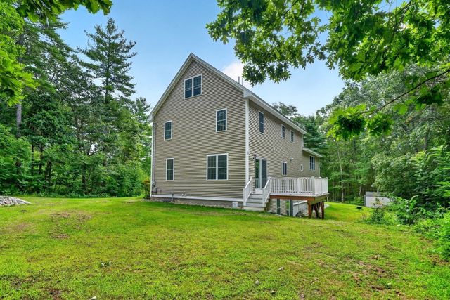 12 Cowdry Hill Rd, Westford, MA 01886