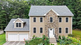 12 Cowdry Hill Rd, Westford, MA 01886