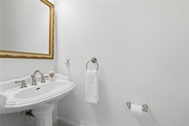 7535 Antique Barn Avenue, Cumming, GA 30041