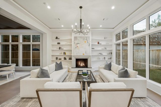 1656 Banks Street, Houston, TX 77006