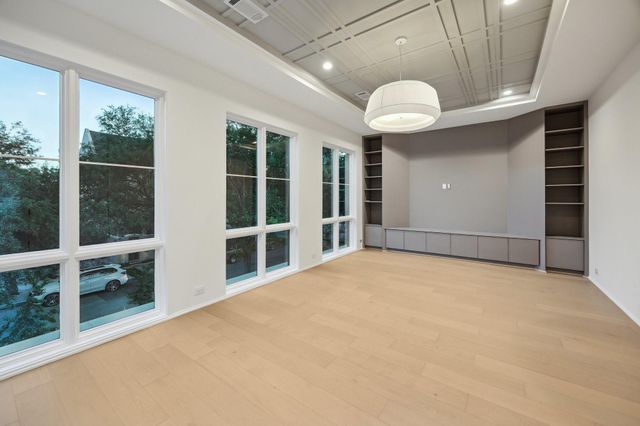 1656 Banks Street, Houston, TX 77006