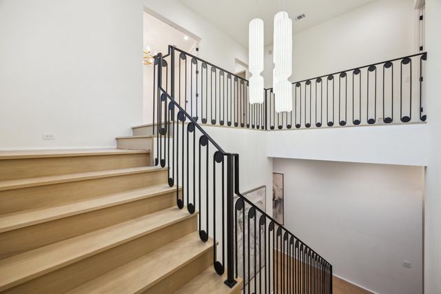 1656 Banks Street, Houston, TX 77006