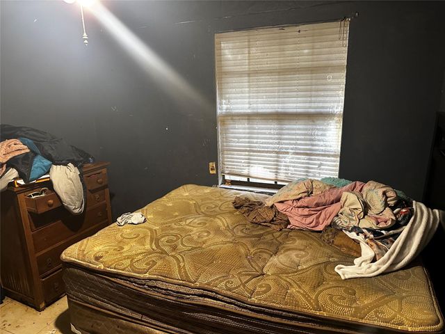 321 Olive Street, Huntsville, TX 77340