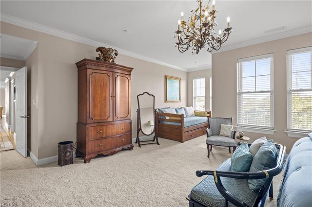 3800 DuPont Cir Unit 302, Virginia Beach, VA 23455