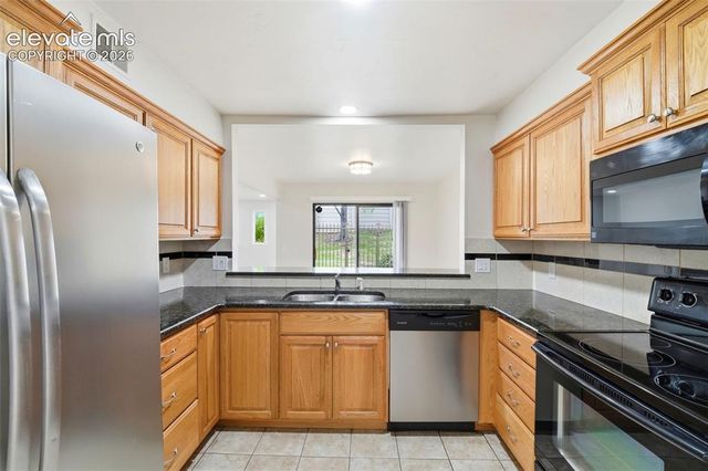 3330 Templeton Gap Road 20, Colorado Springs, CO 80907