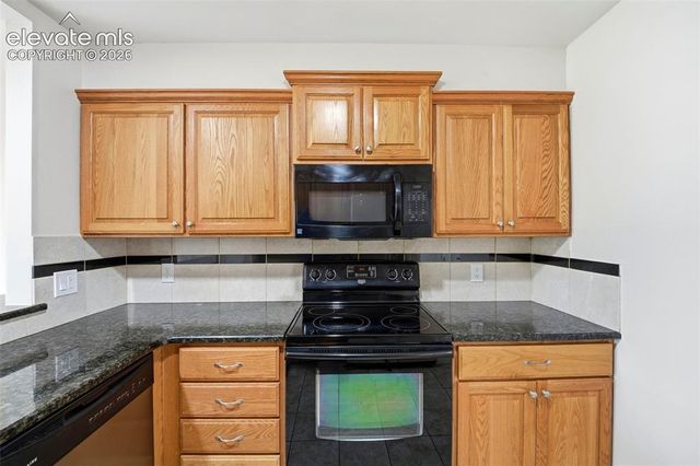 3330 Templeton Gap Road 20, Colorado Springs, CO 80907