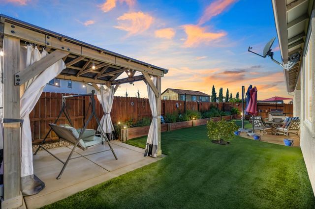 4281 Hydra Cir, Roseville, CA 95747