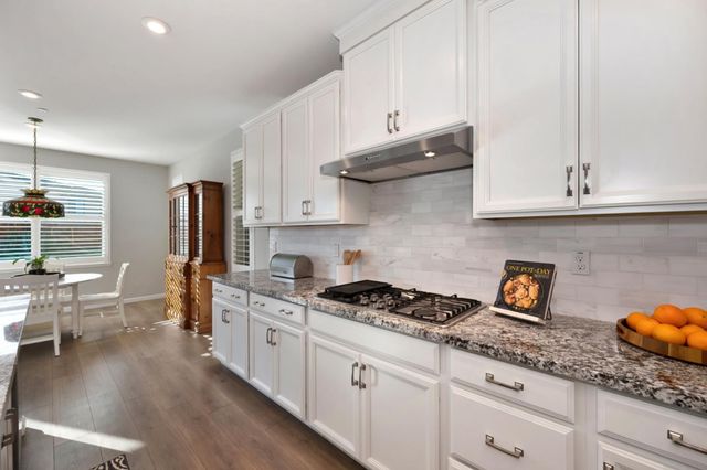 4281 Hydra Cir, Roseville, CA 95747