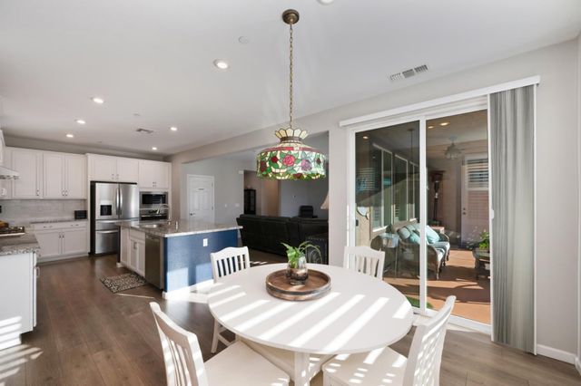 4281 Hydra Cir, Roseville, CA 95747