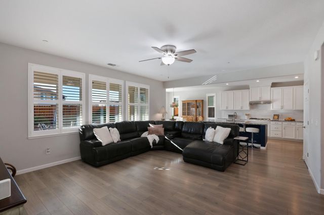 4281 Hydra Cir, Roseville, CA 95747