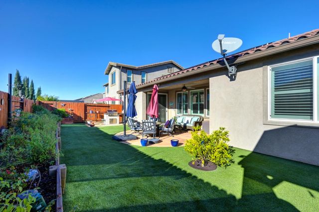 4281 Hydra Cir, Roseville, CA 95747