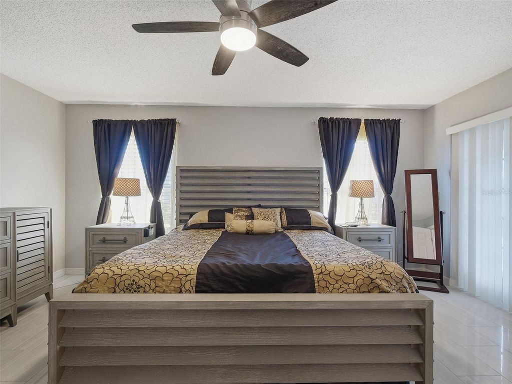 Image 13 of property listing at 100 WING FOOT CIRCLE, Daytona Beach, FL 32114