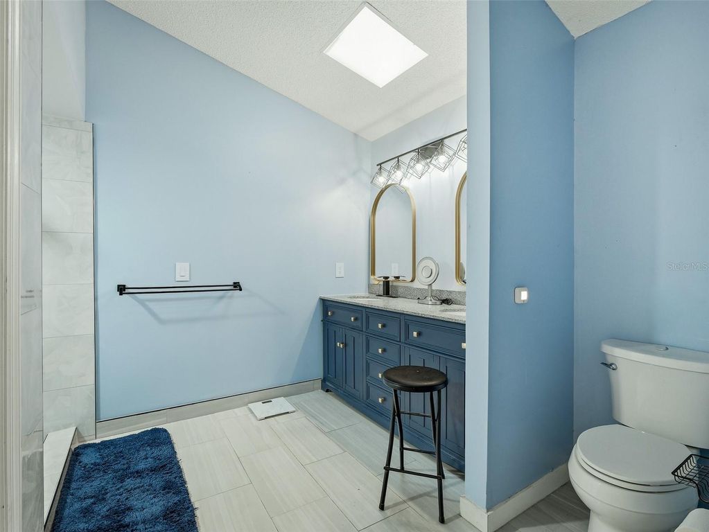 Image 15 of property listing at 100 WING FOOT CIRCLE, Daytona Beach, FL 32114