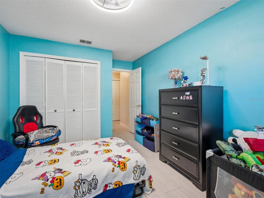 Image 19 of property listing at 100 WING FOOT CIRCLE, Daytona Beach, FL 32114