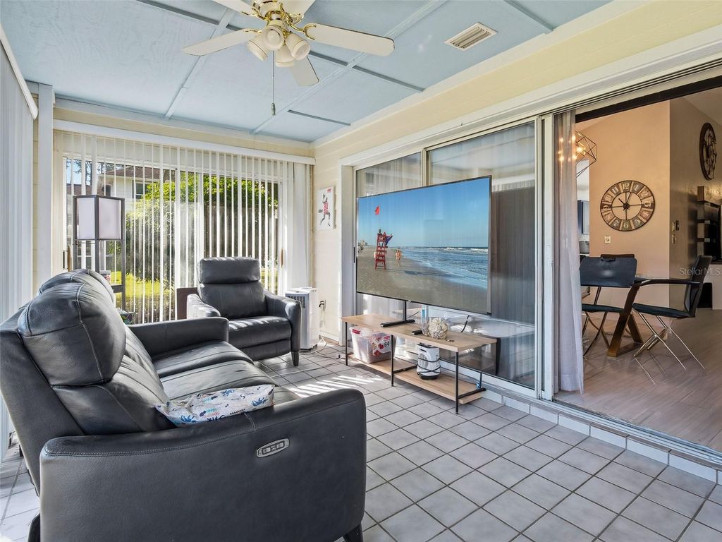 Image 21 of property listing at 100 WING FOOT CIRCLE, Daytona Beach, FL 32114