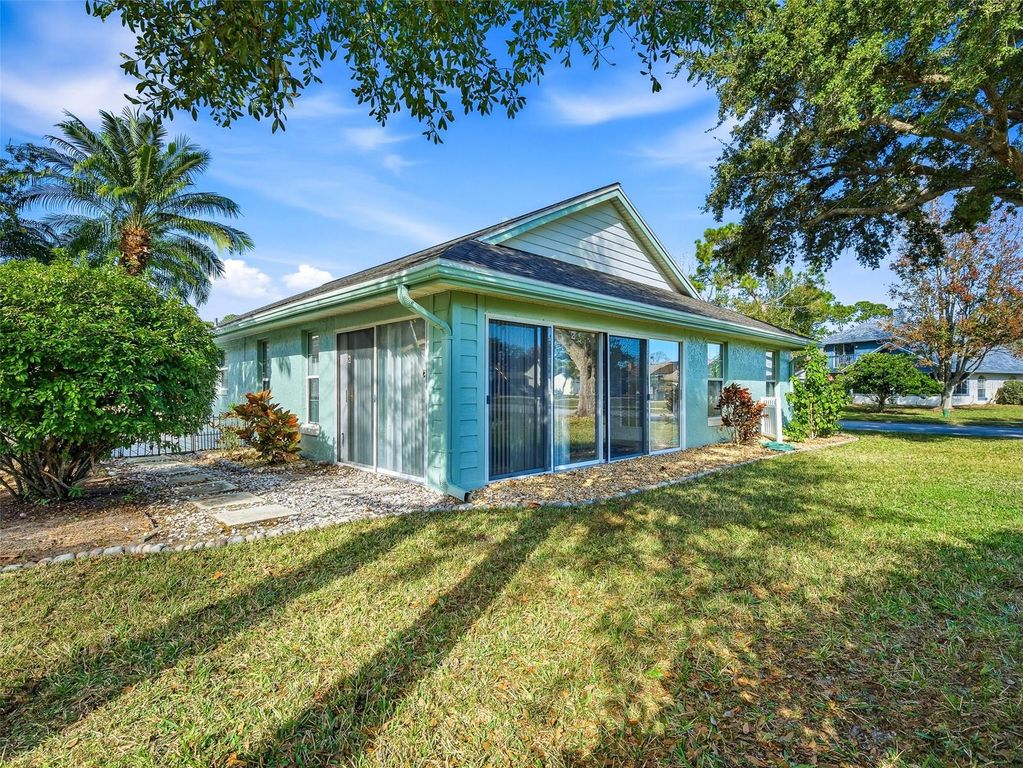 Image 24 of property listing at 100 WING FOOT CIRCLE, Daytona Beach, FL 32114