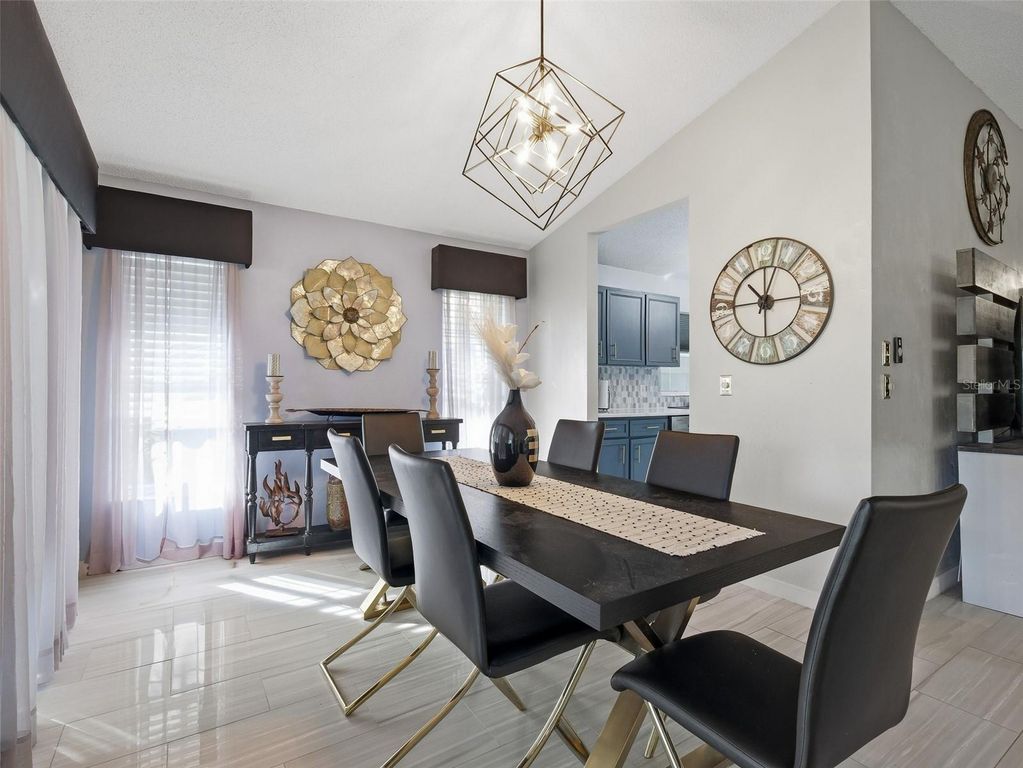 Image 7 of property listing at 100 WING FOOT CIRCLE, Daytona Beach, FL 32114