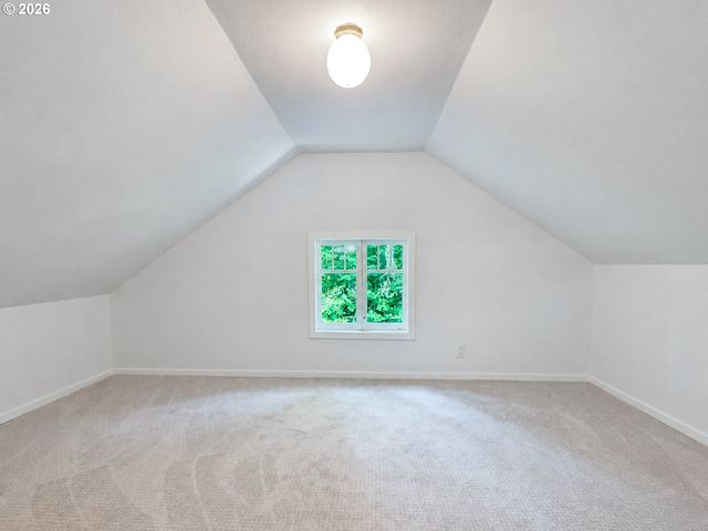 23 E Ave, Lake Oswego, OR 97034