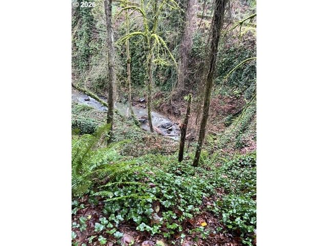 23 E Ave, Lake Oswego, OR 97034