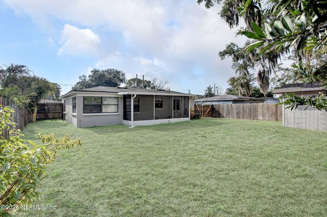 5235 LEXINGTON Avenue, Jacksonville, FL 32210