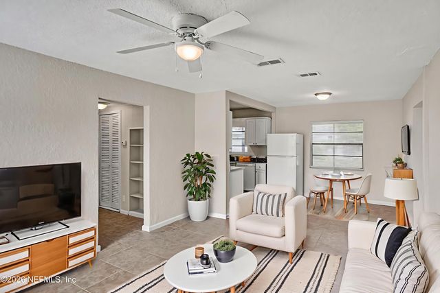 5235 LEXINGTON Avenue, Jacksonville, FL 32210