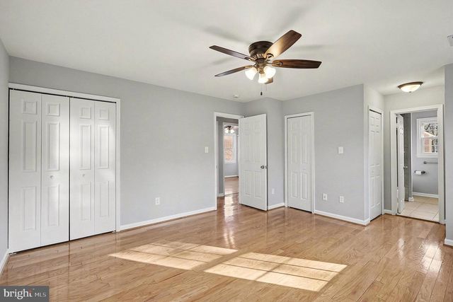 5819 STONE RIDGE DR, Centreville, VA 20120