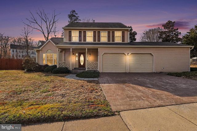 5819 STONE RIDGE DR, Centreville, VA 20120