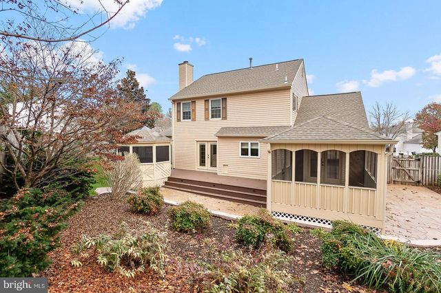 5819 STONE RIDGE DR, Centreville, VA 20120
