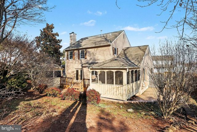 5819 STONE RIDGE DR, Centreville, VA 20120