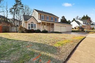 5819 STONE RIDGE DR, Centreville, VA 20120