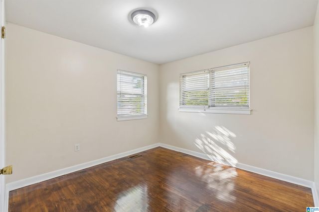 1128 ROBERT E LEE STREET, Leeds, AL 35094