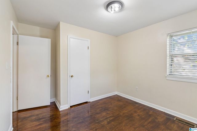 1128 ROBERT E LEE STREET, Leeds, AL 35094