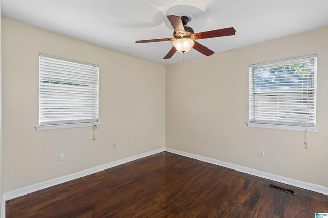 1128 ROBERT E LEE STREET, Leeds, AL 35094